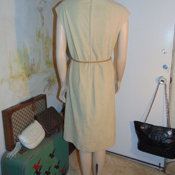 Bleeker Street 70s Vtg Dress Medium W/Tie Belt Beige High Neck Office Casual MCM - Picture 11 of 11